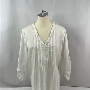 Tahari Romantic Boho Countryside Lace Like Detail White V-Neck Blouse Size‎ M